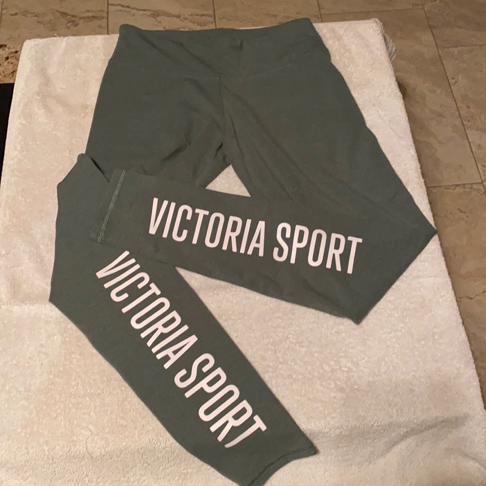 Victoria Sport cotton leggings